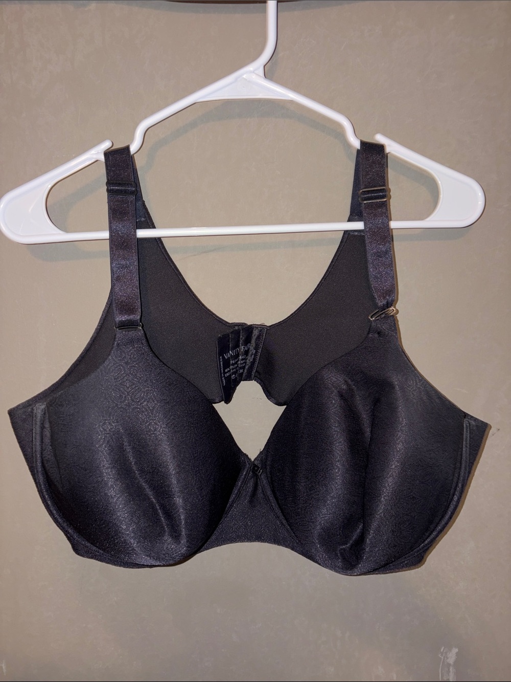 Vanity Fair Black Full Coverage Bra with Wide Straps